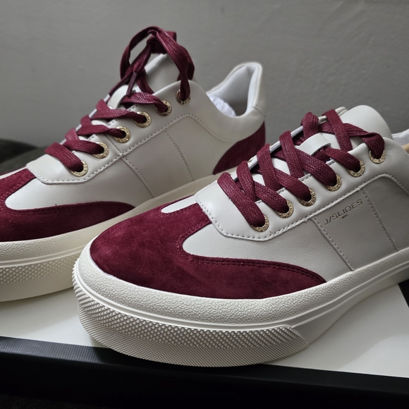 J/SLIDES Maroon and White Casual Sneakers - Picture 5 of 15
